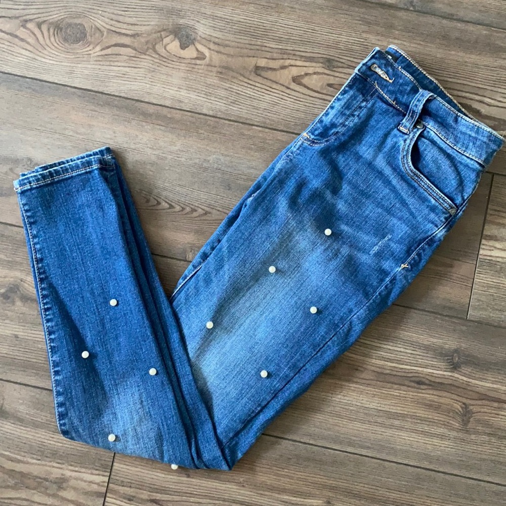 Women’s jeans with Pearl detail